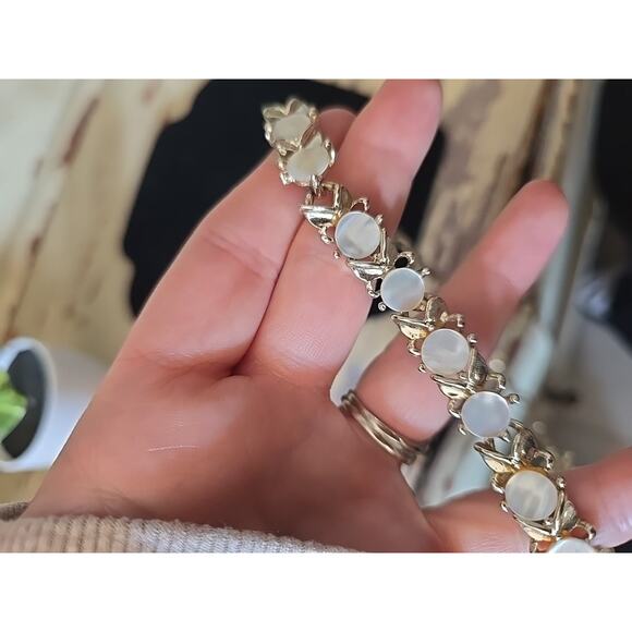 Vtg MCM Mid-Century Moonstone Cabochon Gold-Tone Choker Necklace with J-Hook - Picture 4 of 5